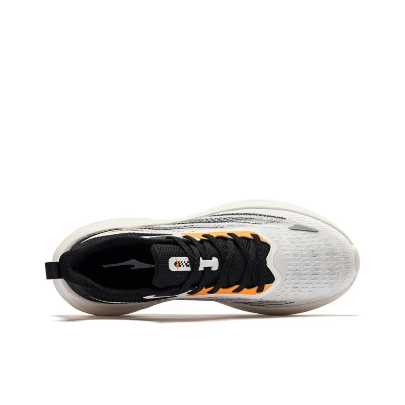 Erke Cushioned Slip Resistant Abrasion Resistant Low Top Casual Running Shoes Men's White Black-3