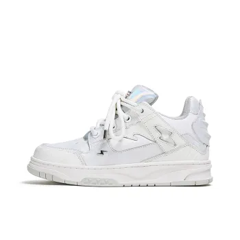 YJ Anti Slip And Wear Resistant Height Increasing Mid Top Skateboard Shoes Unisex White