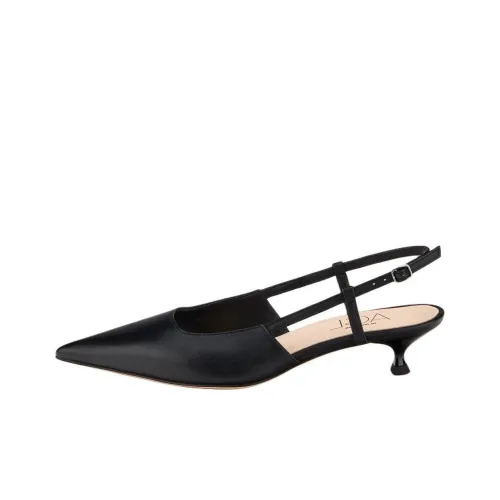 SAR 549 låga sneakers