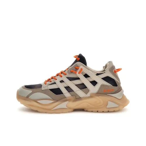 GUESS Low-Top Casual Shoes Men's Gray
