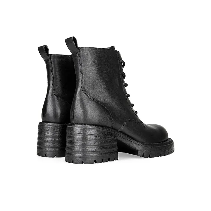 D FUSE SCANDINAVIA Short Martin Boot Women's-3