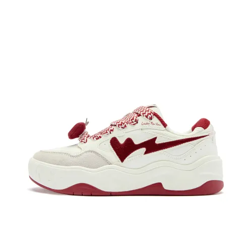 QIAODAN Panda Print Anti Slip Wear Resistant Low Top Skateboard Shoes Women's Beige Red