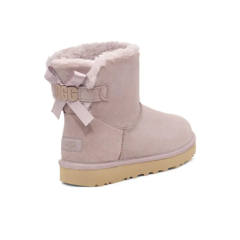UGG Slip Resistant Short Snow Boots Women's Light Smoky-2