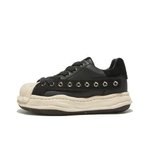 Sneaker Temple In Pelle