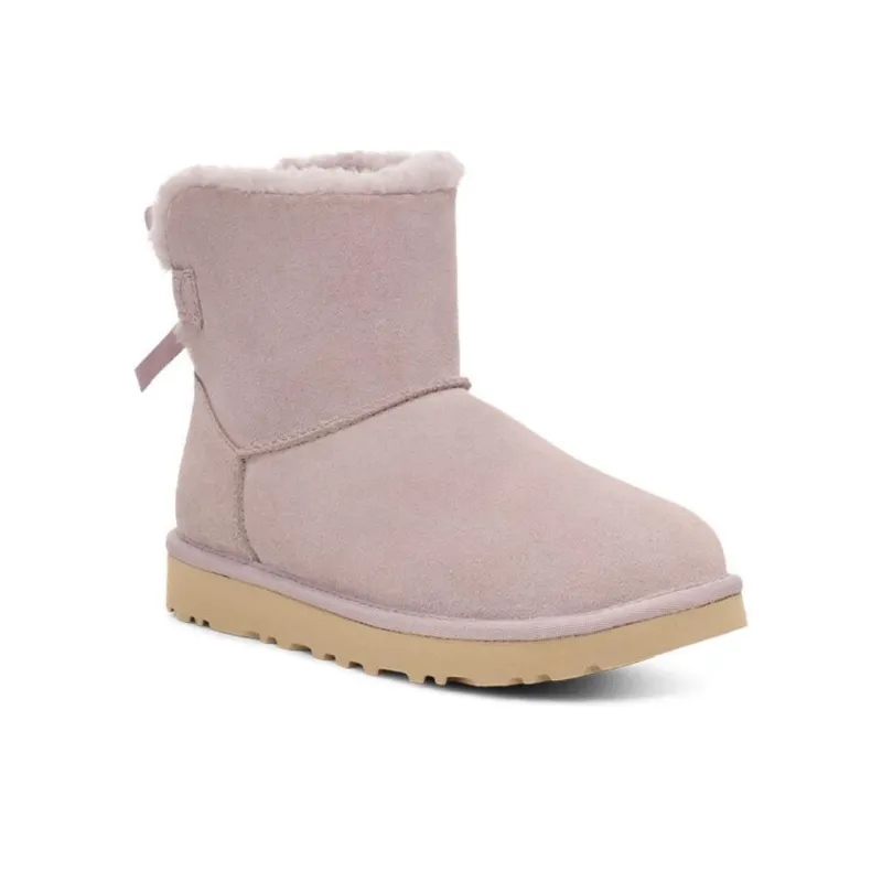 UGG Slip Resistant Short Snow Boots Women's Light Smoky-1