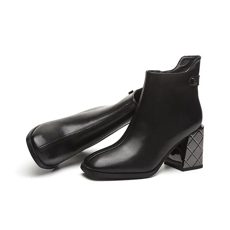 DAPHNE Ankle Boots Women's White/Black-5