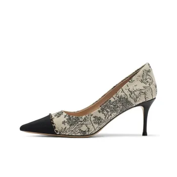 Coup De Foudre Slim Heel High Heels 7cm Women's Beige Gray