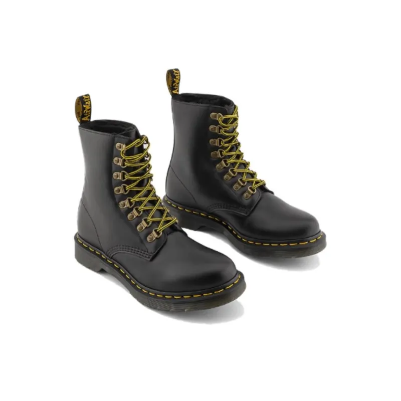 Dr.Martens Crew Martin Boot Unisex Black-2
