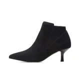 Black 261747654