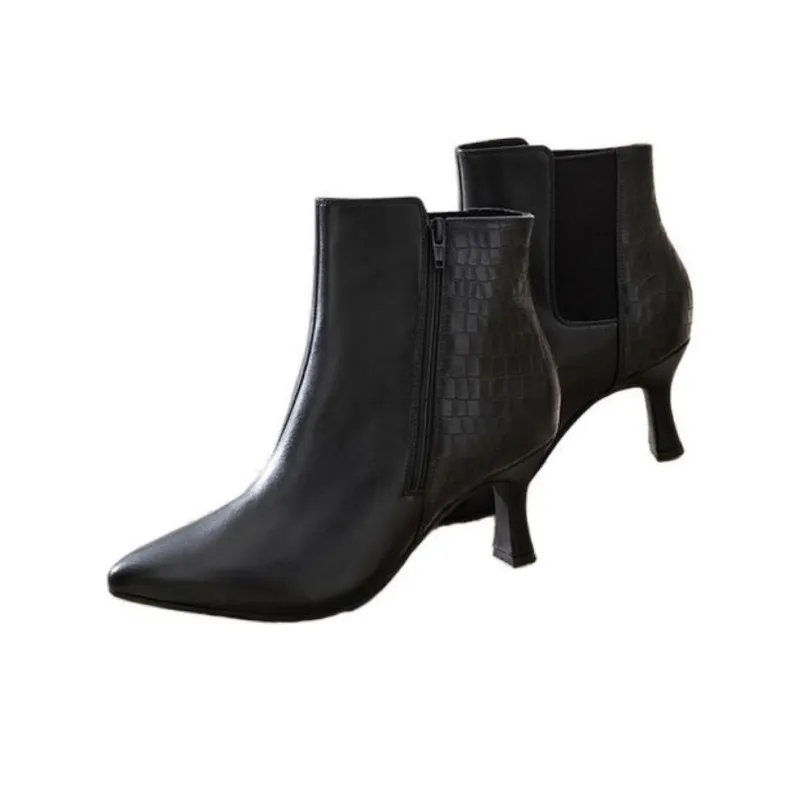 Clarks Ankle Boots 7cm Women's Black-1