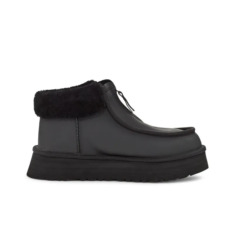 UGG Funkette Boot 'Black' Women's-1