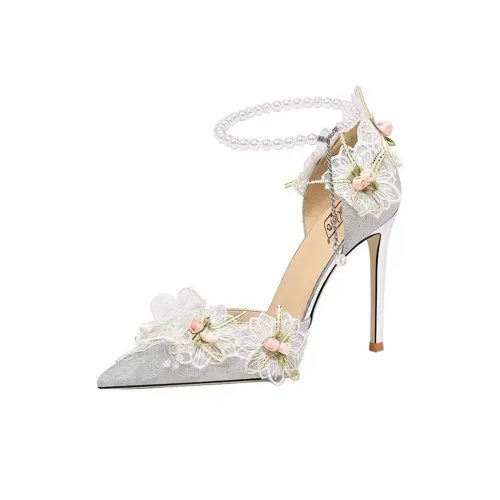 Take The Qin Slim Heel High Heels 6cm Women's Silver