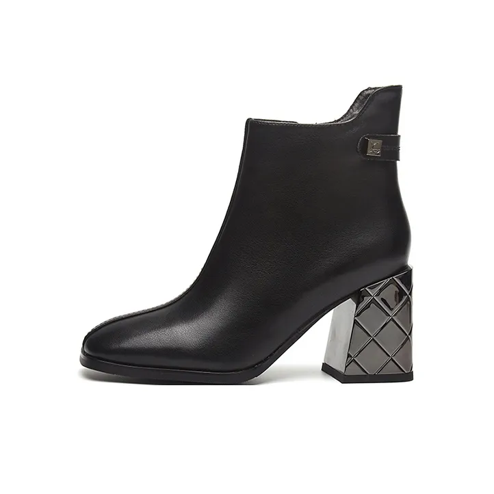 DAPHNE Ankle Boots Women's White/Black-3