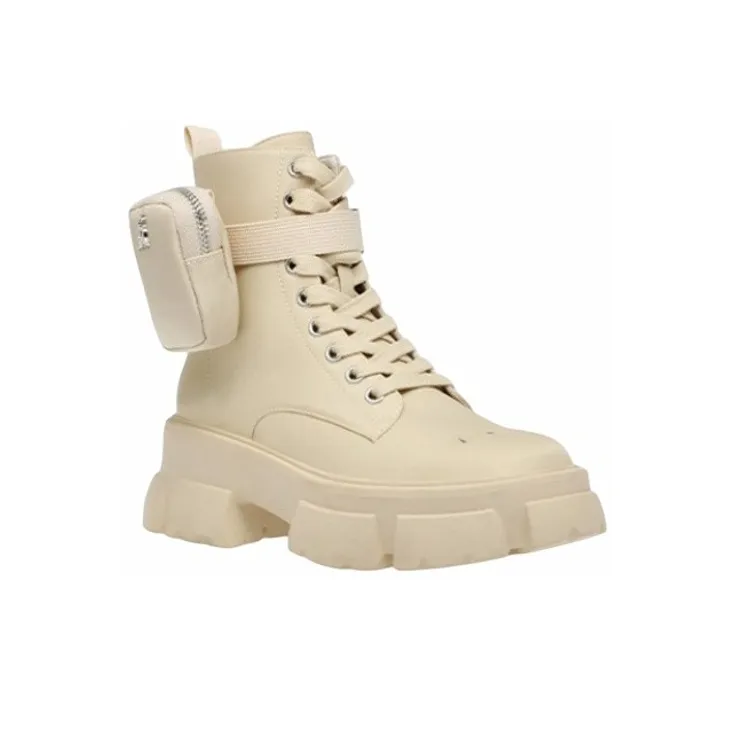 STEVE MADDEN Martin Boots Women's White/Black/Sand-9