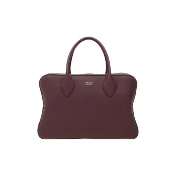 FERRAGAMO Calfskin Shoulder Bag Crossbody Bag Handbag Medium Size Women's Burgundy