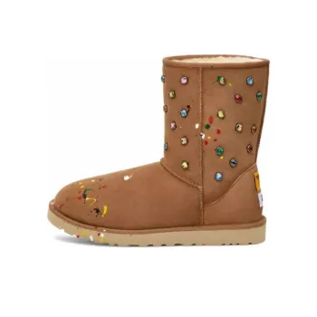 UGG Classic Short Boot Gallery Dept. Chestnut