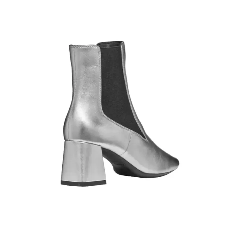 GEOX Giselda Short Chelsea Boots 6.5cm Women's Silver-2