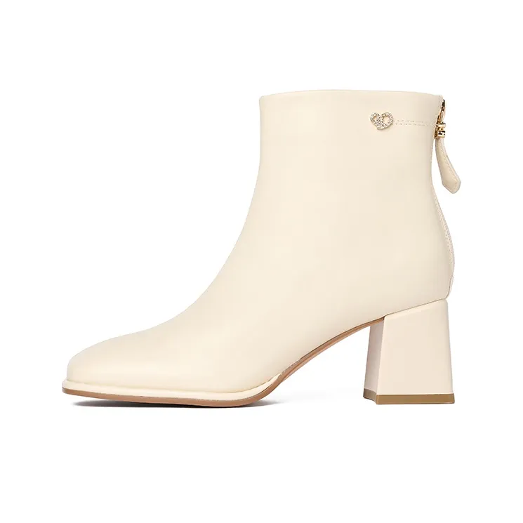 JOSINY Ankle Boots Women's Black/Ecru-7