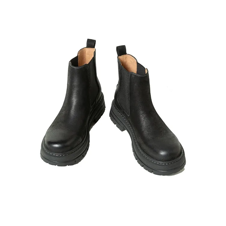 Q.VONTON Chelsea Boots Women's Black-1