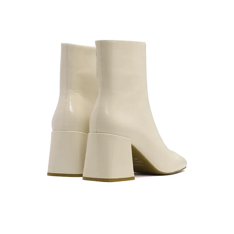 VMe Ankle Boots Women's White/Black-3