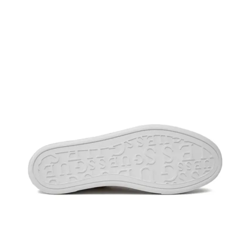 GUESS Low-Top Skateboard Shoes Women's Gold-4