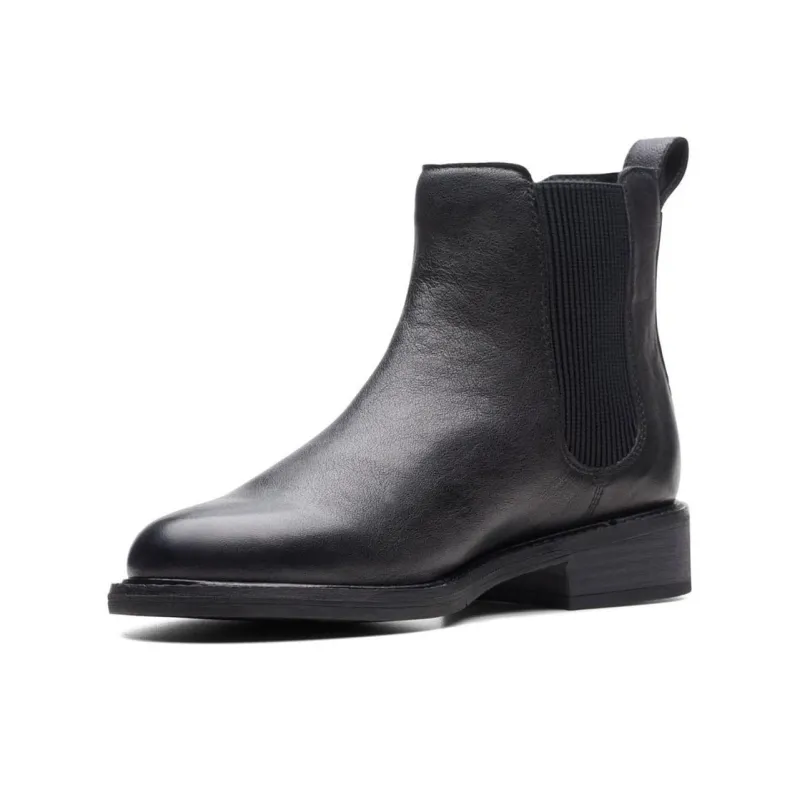 Clarks Short Chelsea Boots 2cm Women's Black-2