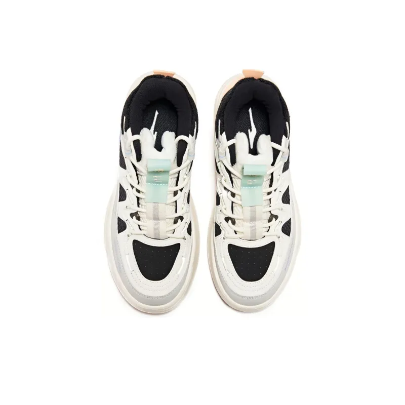 Erke Rivers Warm Anti Slip And Wear Resistant Mid Top Skateboard Shoes Women's Black White-2