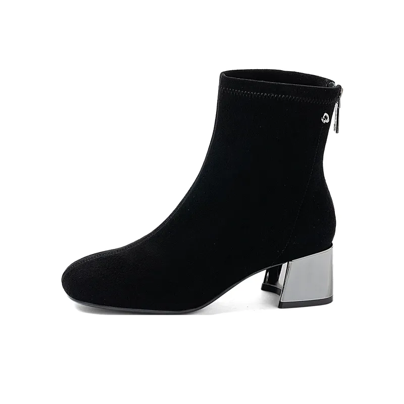 COMELY Ankle Boots Women's Black/Ecru-10