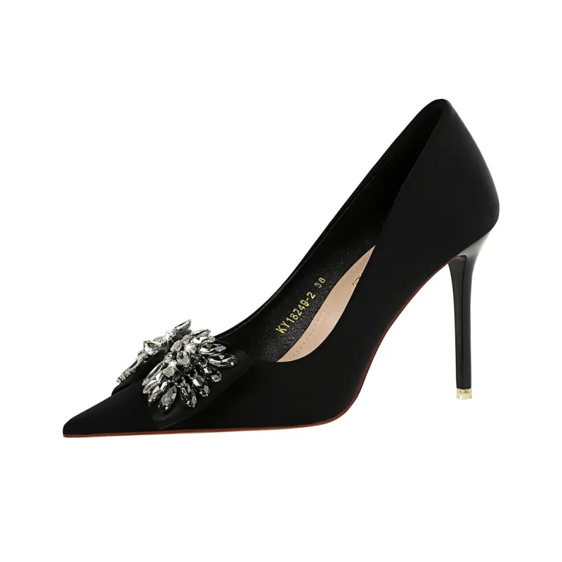 QITUMAUL Slim Heel High Heels Women's Black-4