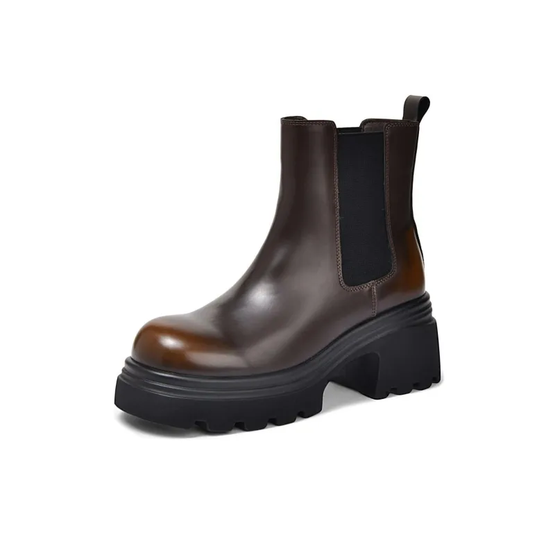 TOOMANYSHOES Road Travel Chelsea Boots Women's-6