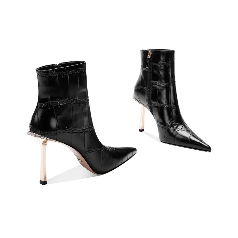 Shesrim Ankle Boots Women's Black/White-1