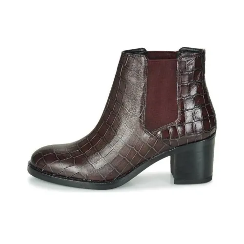 Clarks Short Chelsea Boots 5cm Women's Brown