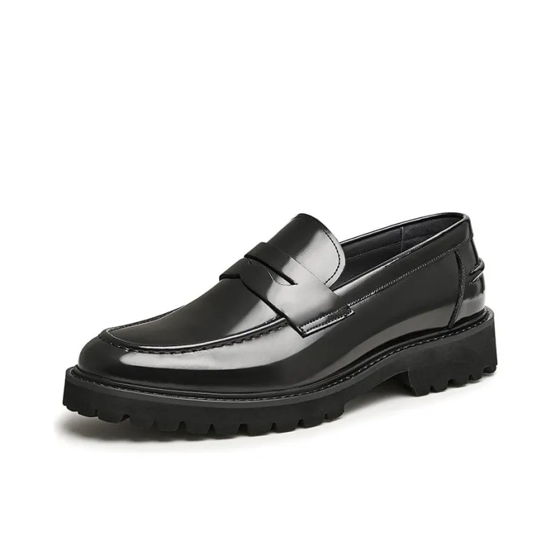 TATA Loafers Men Solid Color-1