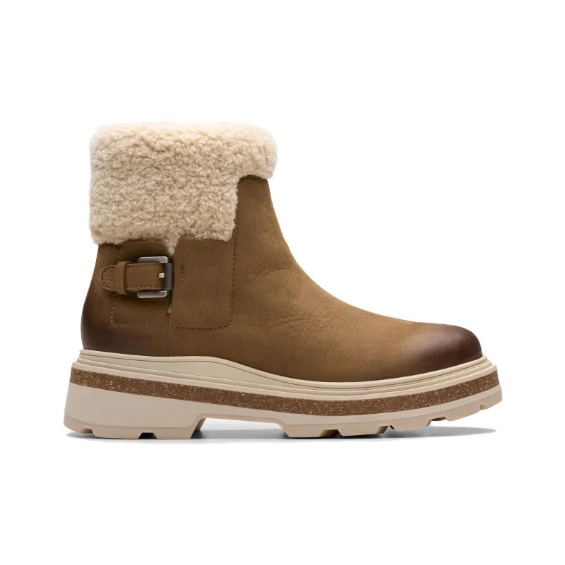 Clarks Ankle Boots Unisex Deep Sand-1