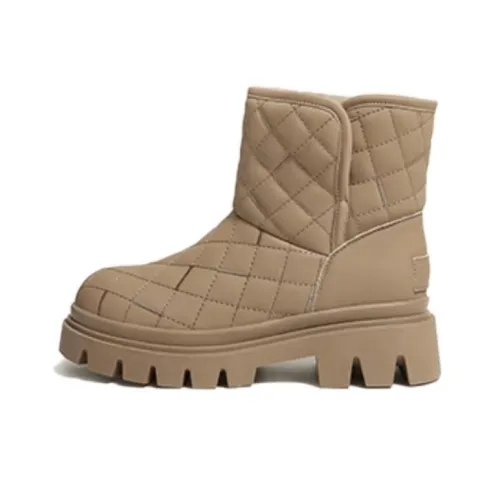 CAMEL Warm And Water Resistant Short Snow Boots Women's