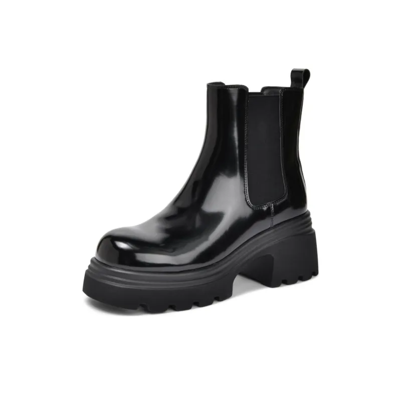 TOOMANYSHOES Road Travel Chelsea Boots Women's-1