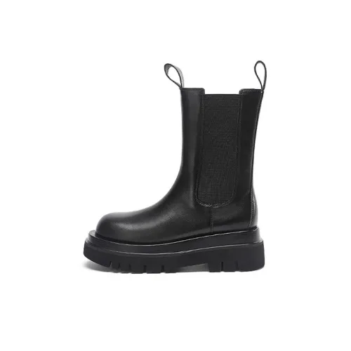 DAPHNE Short Chelsea Boots Women's Black