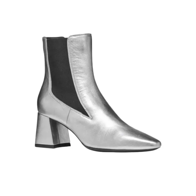 GEOX Giselda Short Chelsea Boots 6.5cm Women's Silver-1