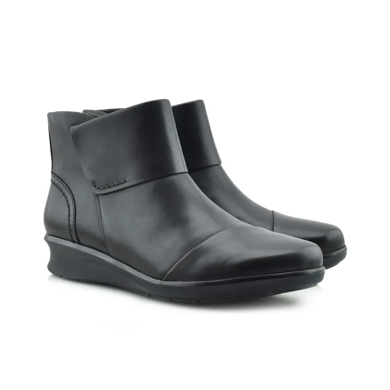 Clarks Ankle Boots Unisex Black-3