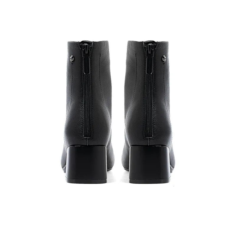COMELY Ankle Boots Women's Black/Ecru-9