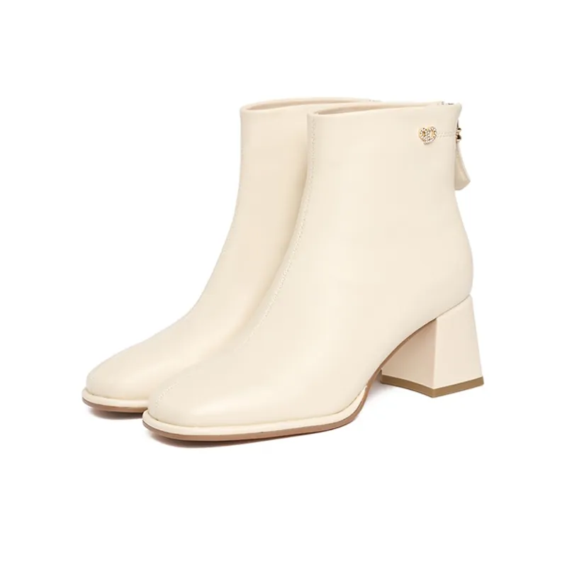 JOSINY Ankle Boots Women's Black/Ecru-9