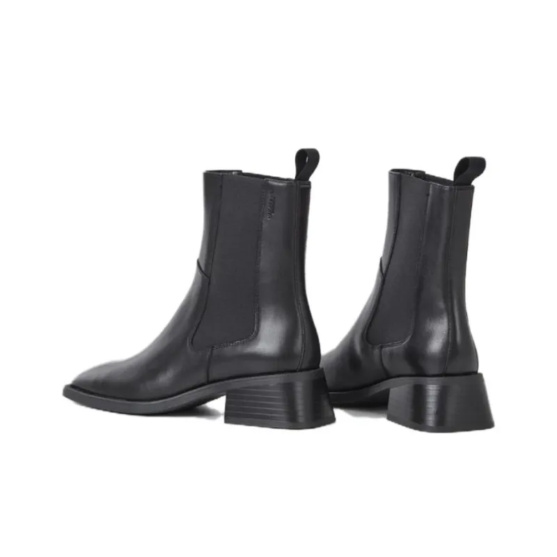 VAGABOND SHOEMAKERS Short Chelsea Boots Women's Black-3