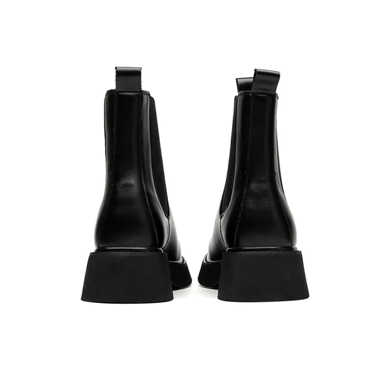 Aquarius Crew Chelsea Boots Men's Black-3