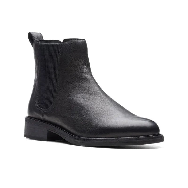 Clarks Short Chelsea Boots 2cm Women's Black-1