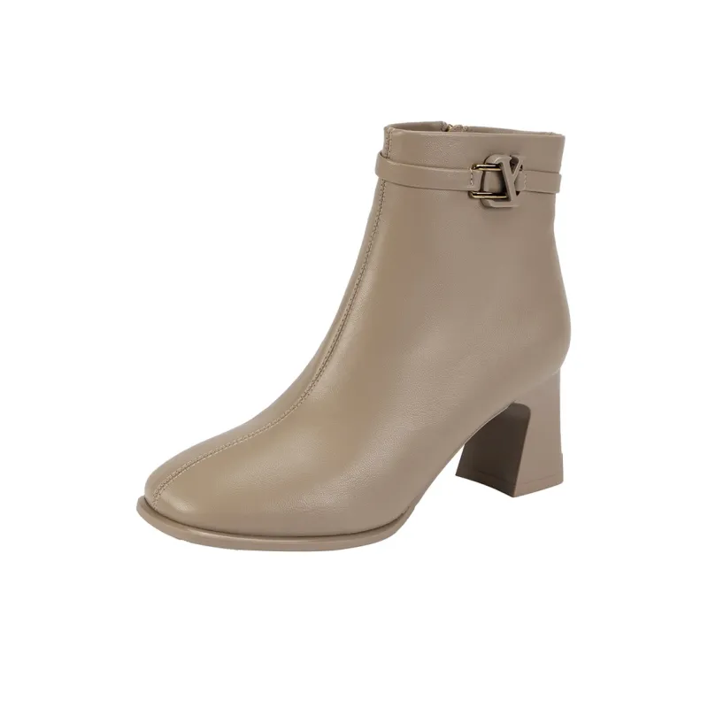 Bull charm Ankle Boots Women's-6