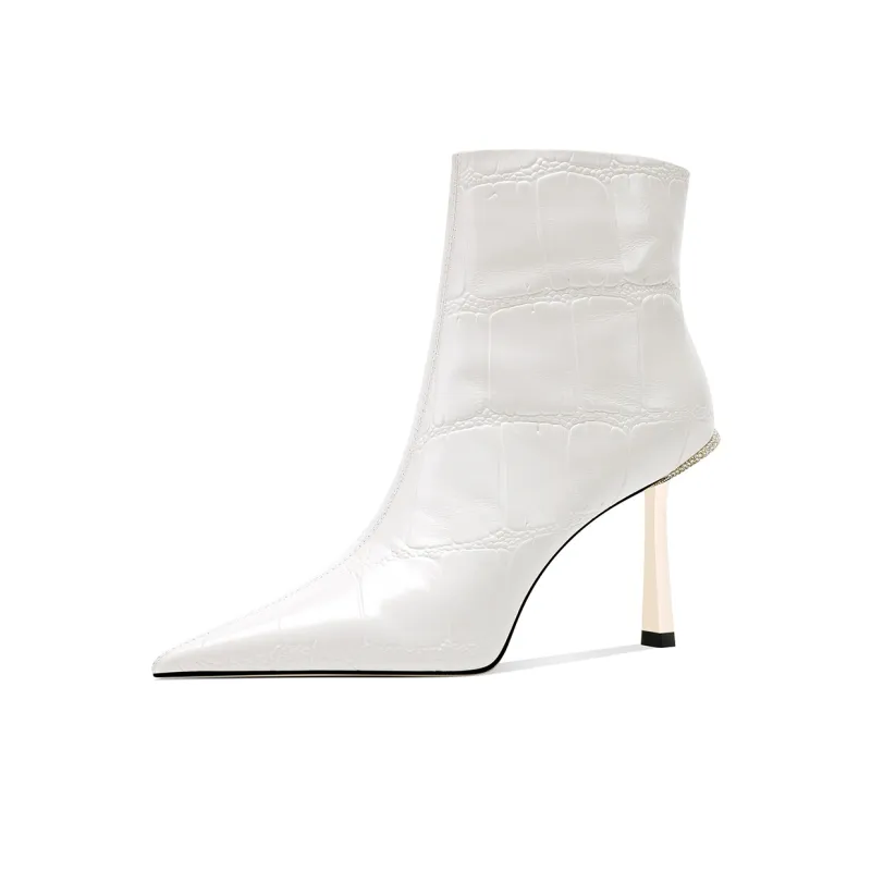 Shesrim Ankle Boots Women's Black/White-3