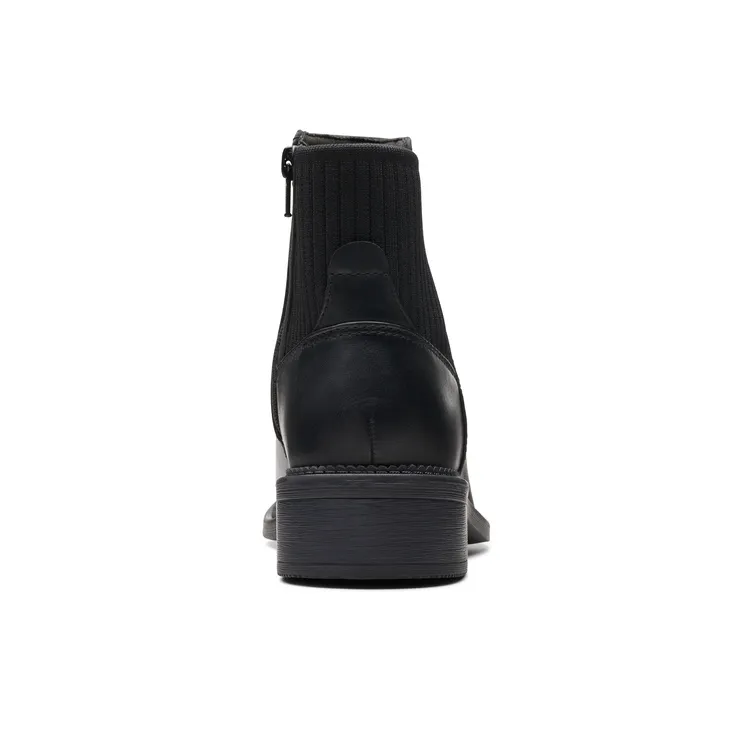 Clarks Joyful Plum Collection Crew Chelsea Boots Women's Black-2