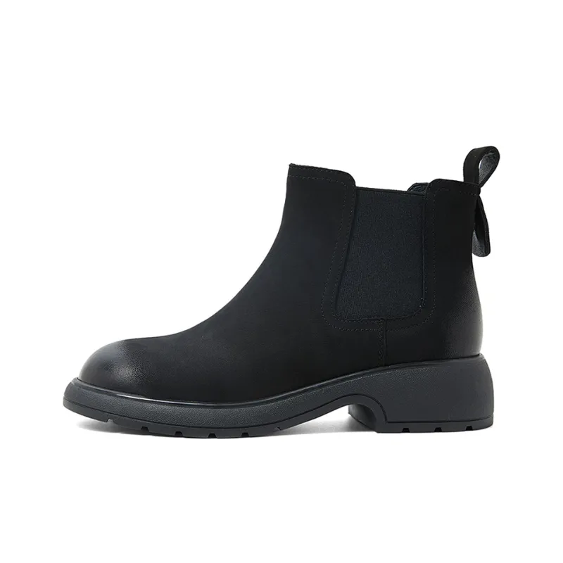 COMELY Short Chelsea Boots Women's-5