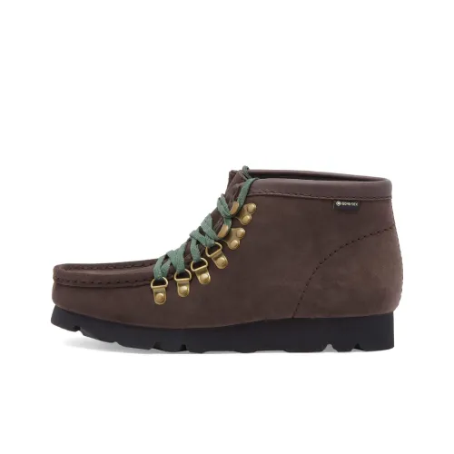 END. X Beams Plus x Clarks Originals Walla Hike GTX Ankle Boots Men's Dark Brown