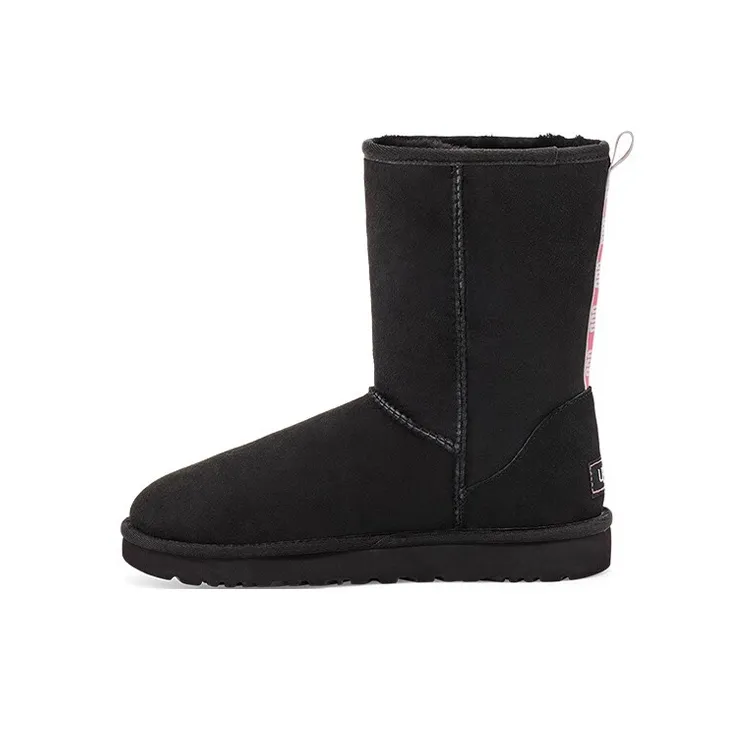 UGG Classic Short Ii Graphic Logo 2.0 Women's-0